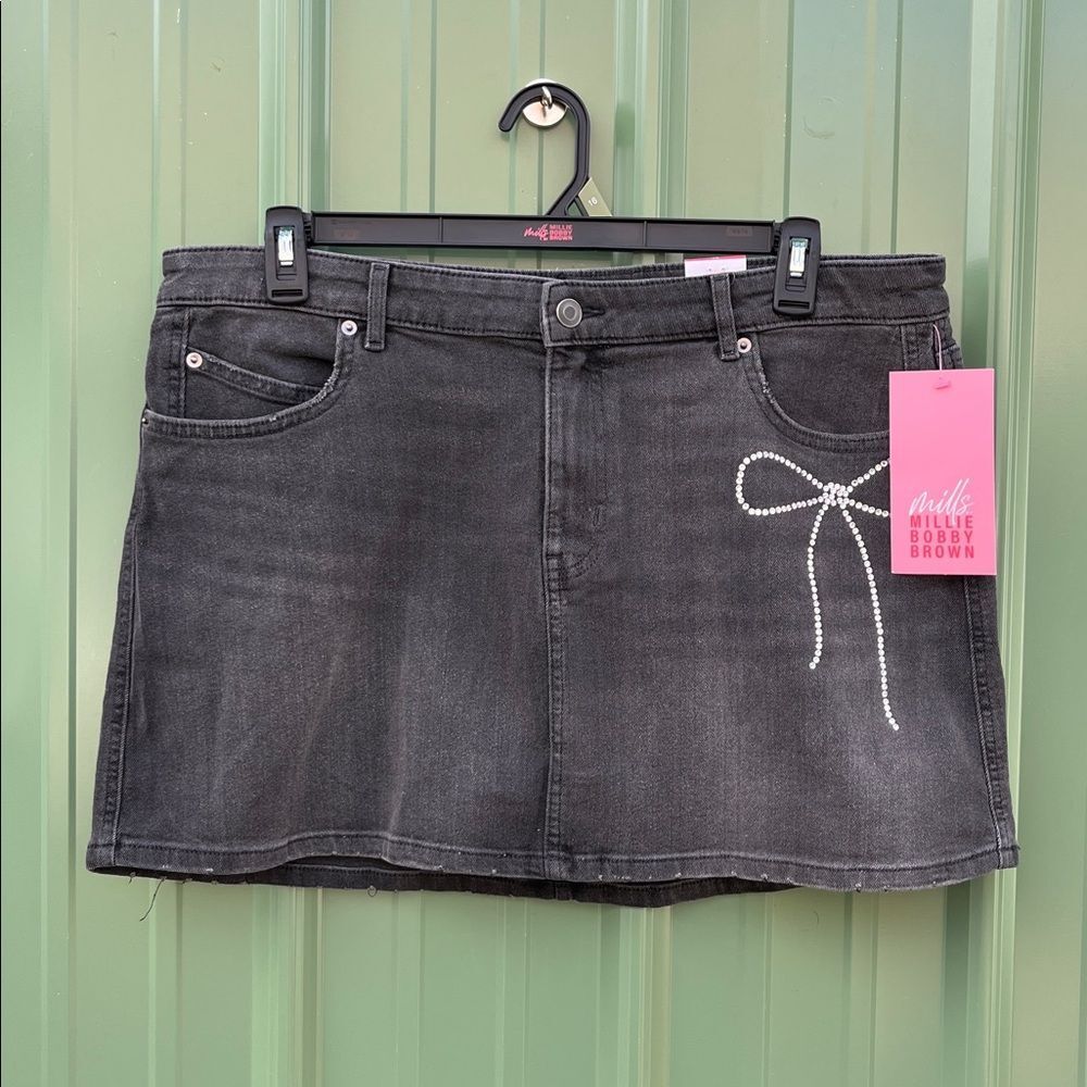 Women's Denim Mini Skirt With Rhinestones Size 16